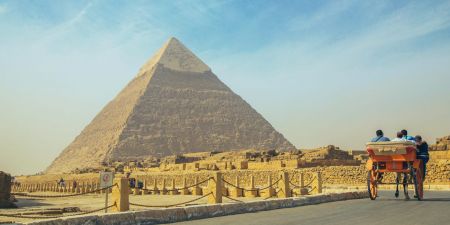 How to tour Egypt on a budget?